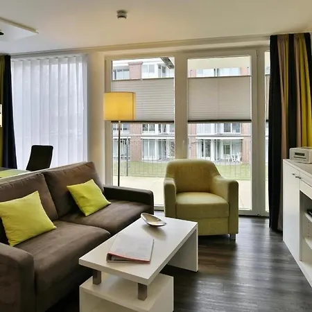 Duhner Strandhus, S112 دوهنين